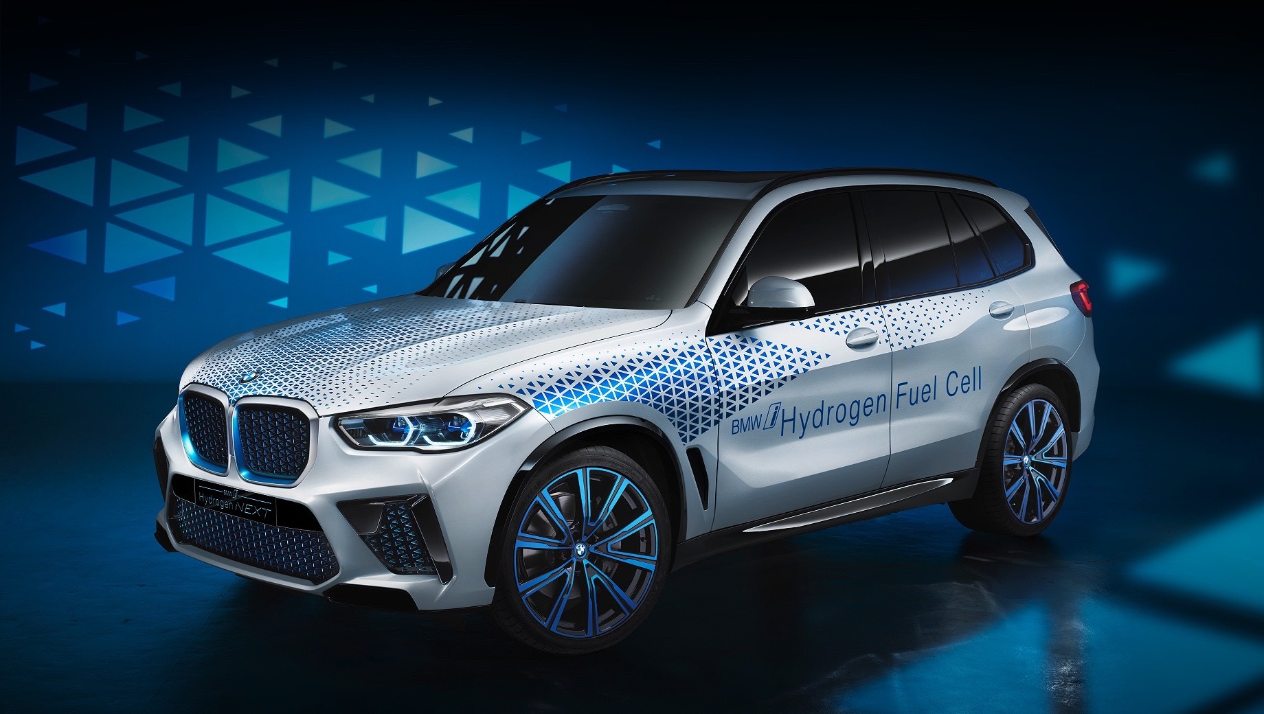  BMW i Hydrogen NEXT на водородном топливе 