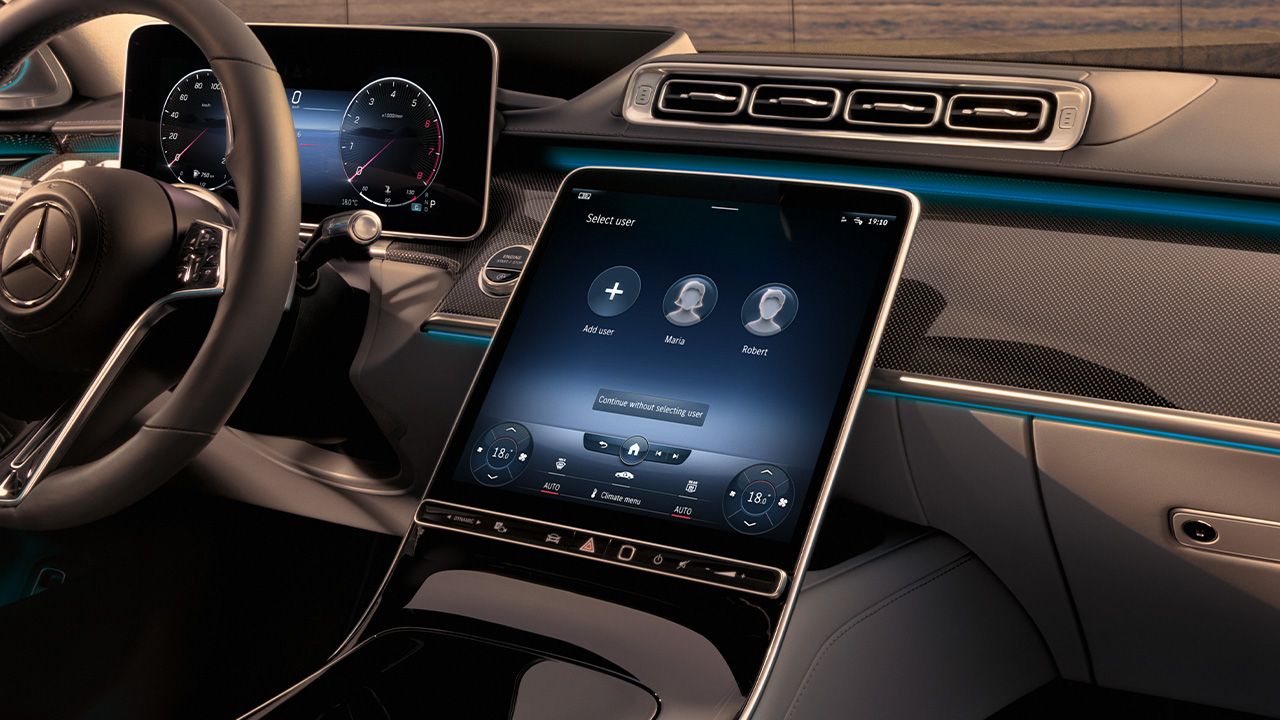 Интеллектуальная система  Mercedes-Benz User Experience в Mercedes-Benz S-Class