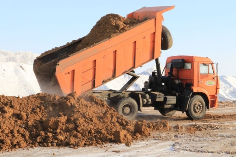 Австрийцы построят первую дорогу из глины в Закарпатье