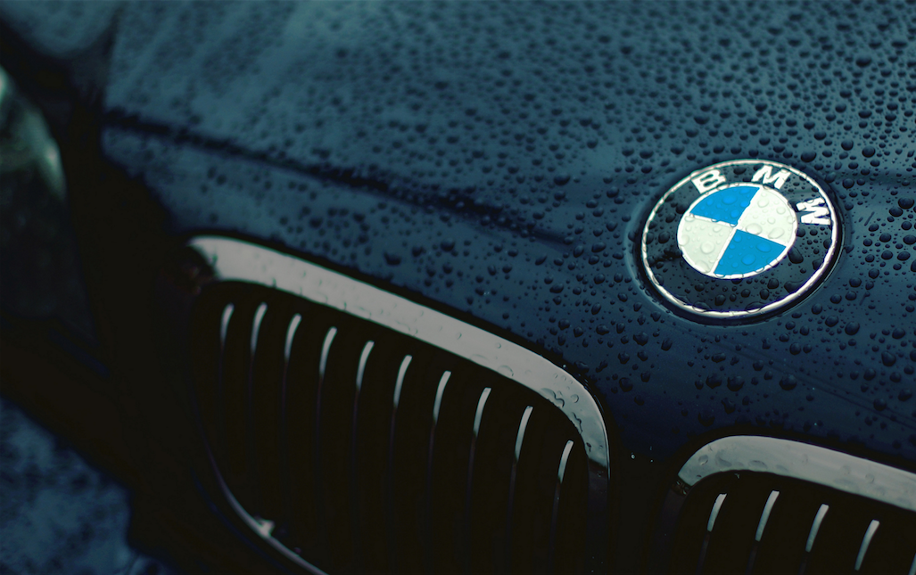 Що означає назва компанії BMW