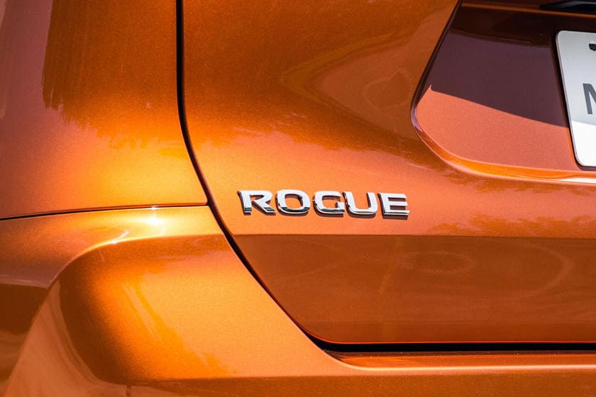 Каталог оголошень про продаж вживаного Nissan Rogue