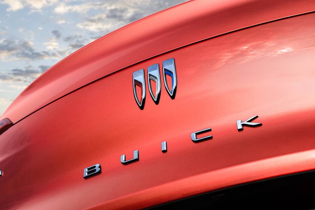 Шукати автомобіль бренду Buick