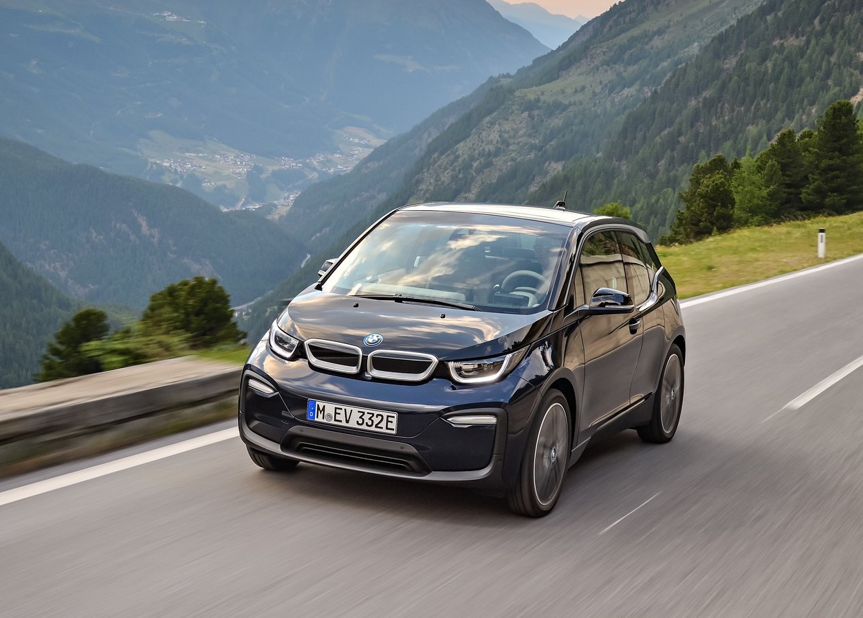 вибрати електромобіль BMW i3 з Європи