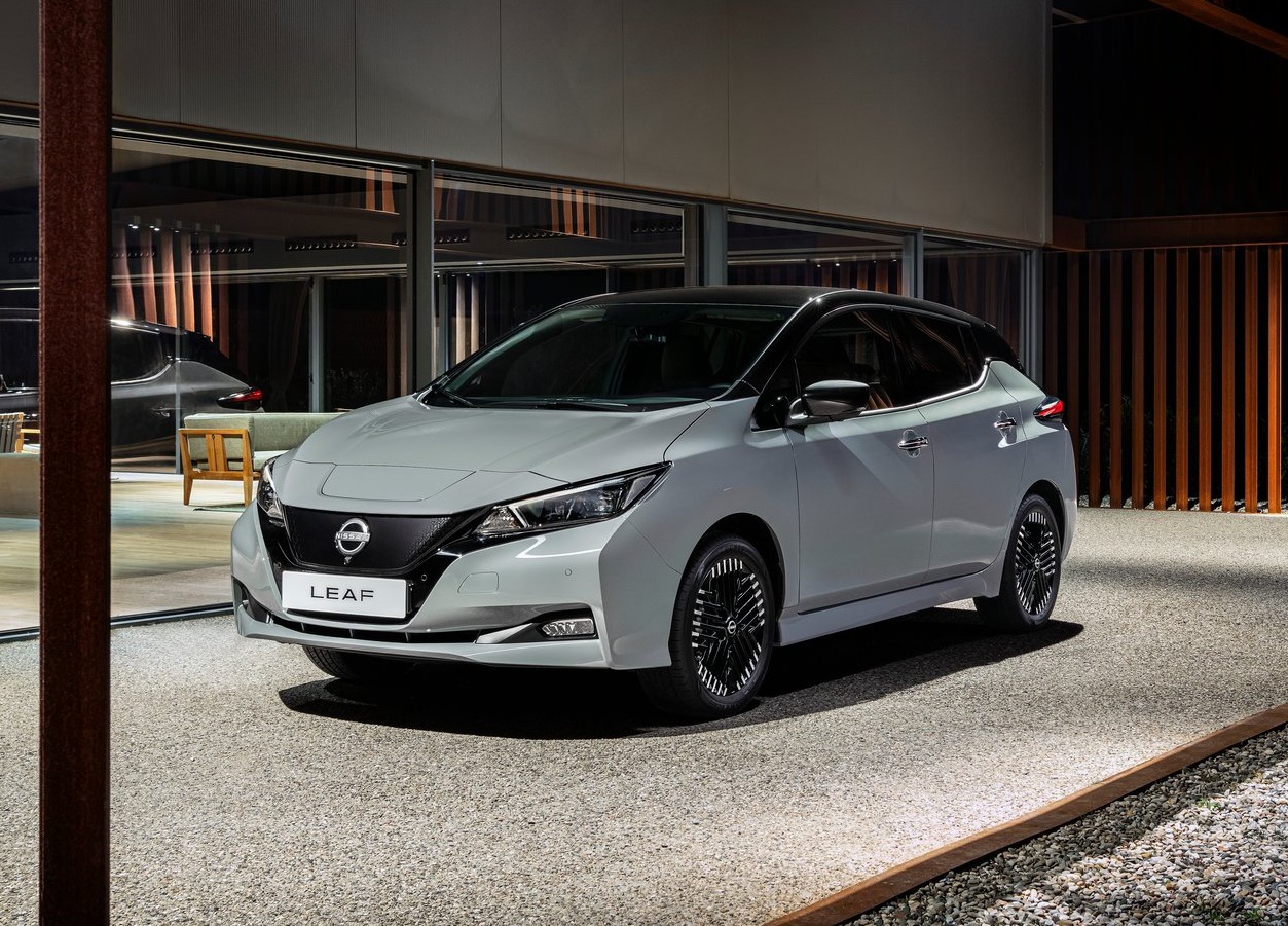 вибрати електрокар Nissan Leaf з Європи