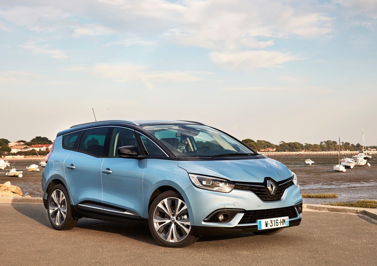 Выбрать Renault Grand Scenic из Европы