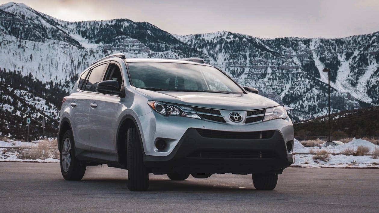 Где чаще всего ржавеет Toyota RAV4