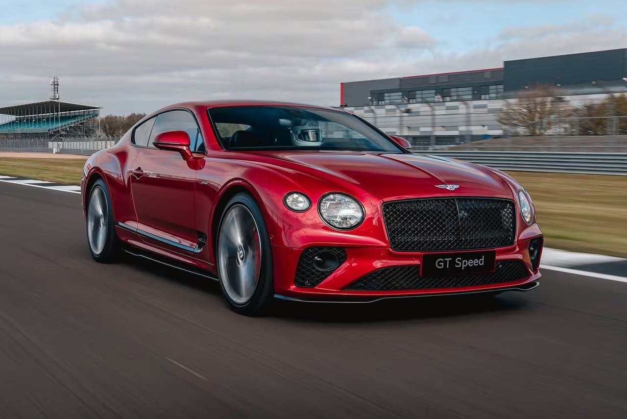 Знайти потужний автомобіль Бентлі Континенталь GT Speed