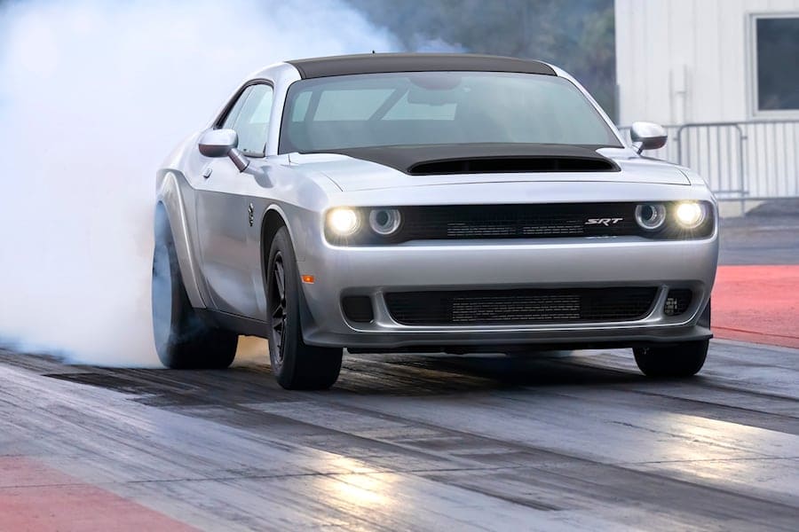 Знайти потужний автомобіль Dodge Challenger SRT Demon