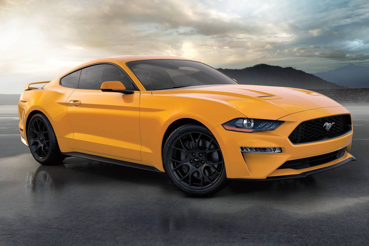 Найти автомобиль Ford Mustang