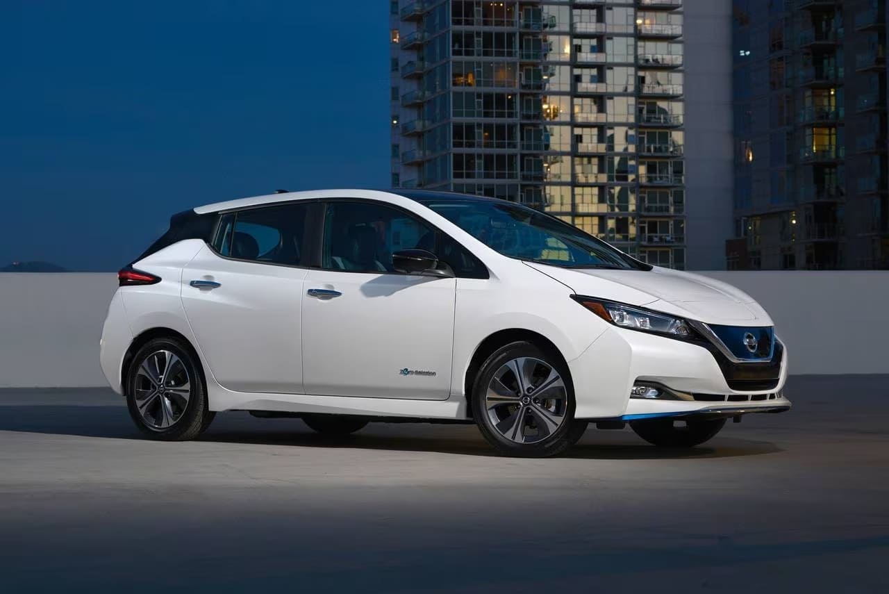 Смотреть все объявления о продаже б/у Nissan Leaf