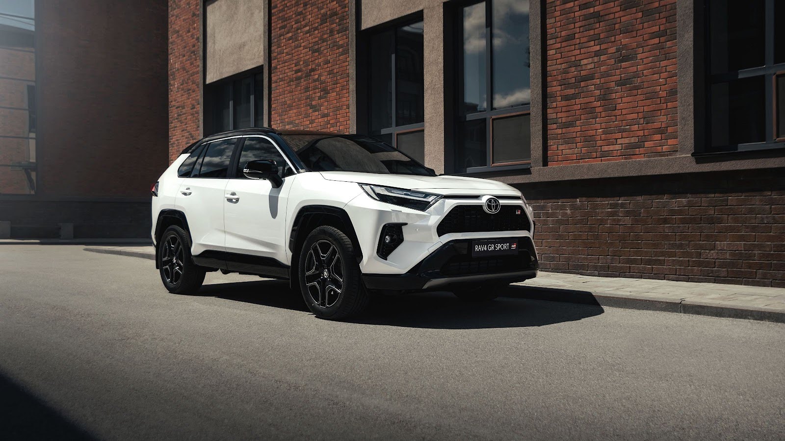Новий Toyota RAV4