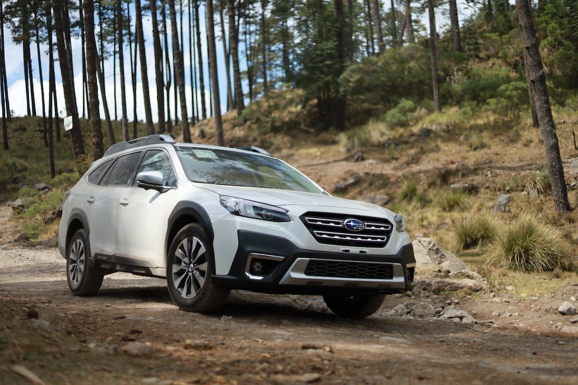 Запчастини для автомобіля Subaru